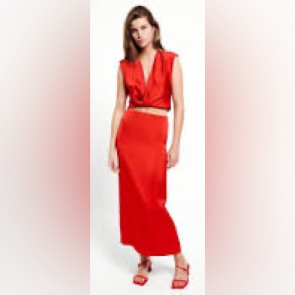 Elegant Red Women's Skirt/Set